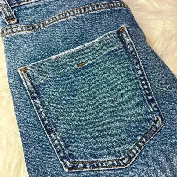 Zara medium wash raw hem straight leg jeans Size US 4 - Picture 6 of 7